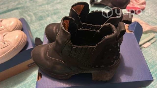 Zapatillas número 24-28-33-35