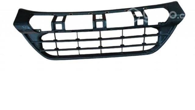 Rejilla Inferior Suzuki Gran Vitara 2.4 Año 06-17