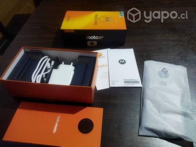 Moto E5 con memoria expandible a 128