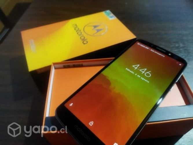 Moto E5 con memoria expandible a 128