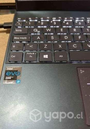 Zeenbook i7 11va 16b ram 512 SSD