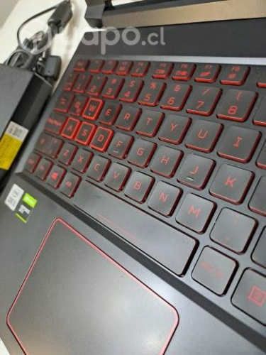 Acer nitro 5 i5 10gen 12ram gtx1650