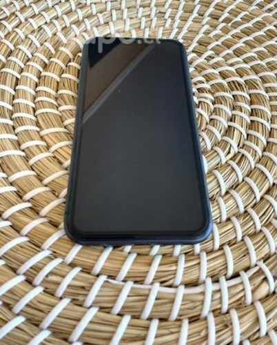 Iphone 11 en excelente estado