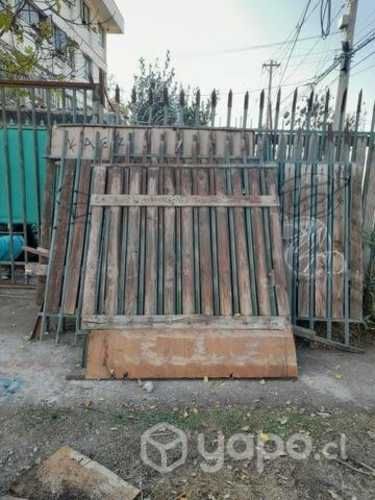 Reja Metal y Madera 18mt lineales x 2mt de alto