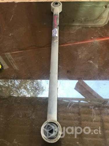 Barra tensora rueda tras der (021) Mahindra 2012