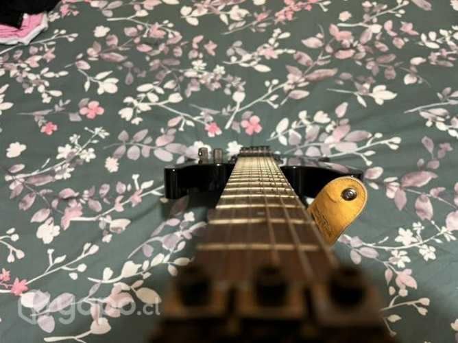 Guitarra LTD M-100 FM