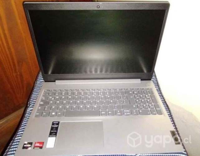 Notebook Lenovo IdeaPad 3 15ADA05. Poco uso