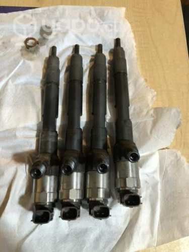 Inyectores new l200