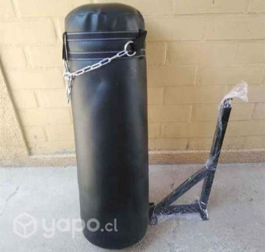 Saco de box, soporte y guantillas