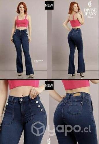 Disponible Divine jeans