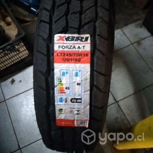 Neumáticos 245/75/R16 (1)Disponible