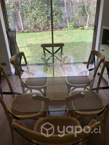 Mesa comedor de vidrio