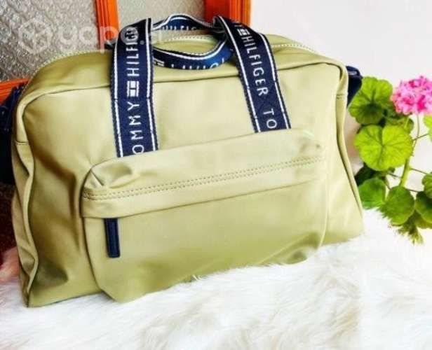 Bolso tommy