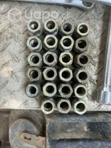 Juego de tuercas de rueda originales silverado