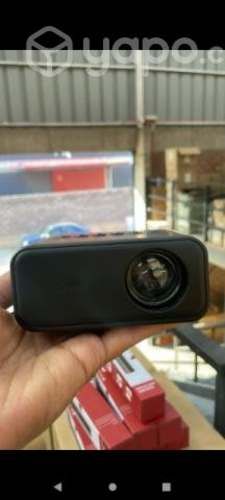 Proyector Portátil USB + Control + Manual b-496*