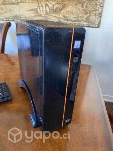 Computador c/ accesorios