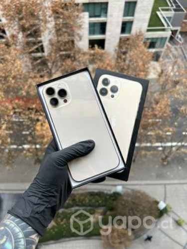 IPhone 13 Pro Max Gold 256GB, seminuevo