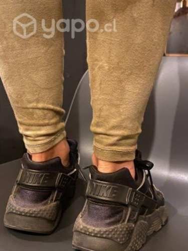 Nike Huarache Black Talla 35 (o 35 1/2)