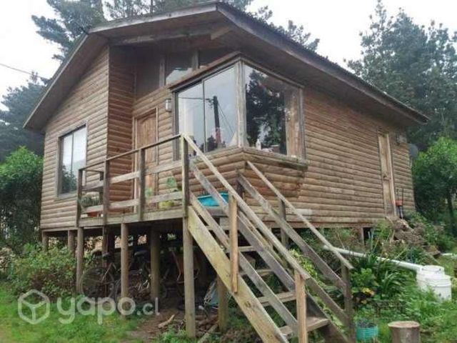 Terreno Laguna Verde con 2 cabañas amobladas