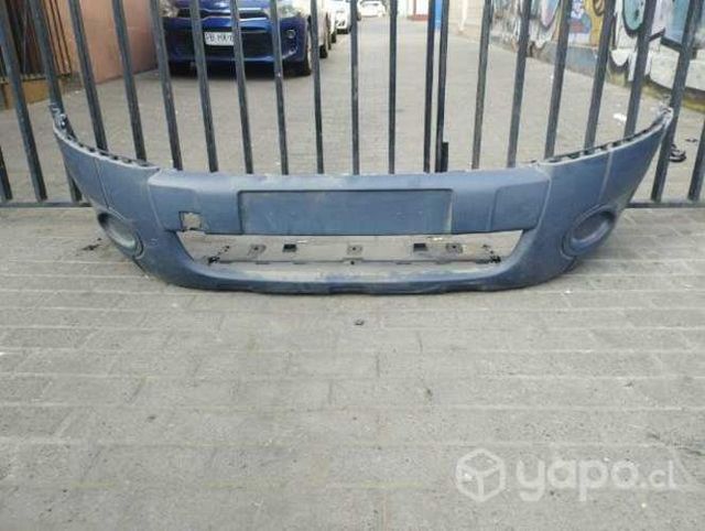 Parachoque Peugeot partne O Citroen berlingo 2012