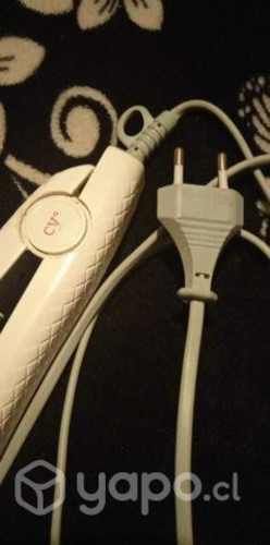 Alizadora de pelo marca cysone