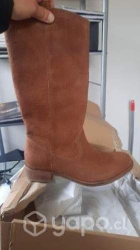 Botas cuero