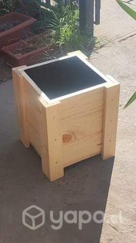 Macetero de madera