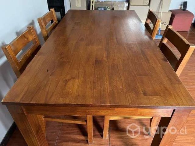 Mesa con 4 sillas