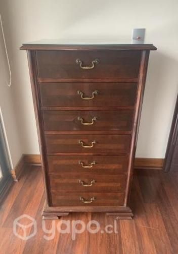 Mueble cajonera con 7 cajones enchapada en madera