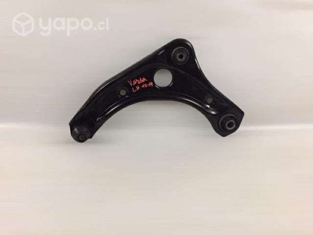 Bandeja LH Nissan versa 2012 2019