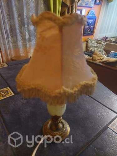 Lampara bronce y marmol antigua 32 cm