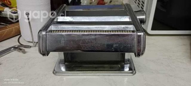 Maquina manual para hacer masa y fideos