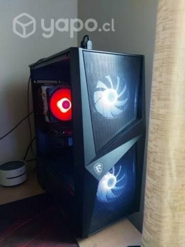 PC Gamer Semi Nuevo MOUSE PAD Y MOUSE DE REGALO