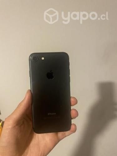 IPHONE 7 usado.