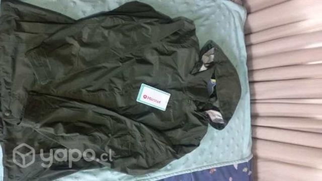 Chaqueta impermeable Marmot .mujer nueva