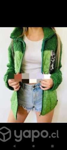 Polar tipo chaqueta solo verde