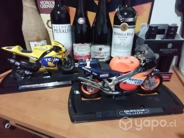Motos de carrera escala 1/18