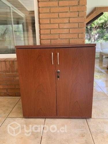 Escritorio para archivadores