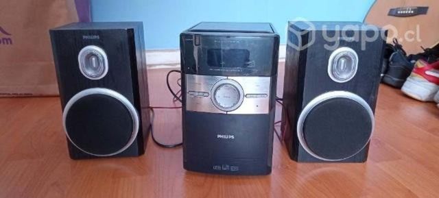 Parlantes marca Philips