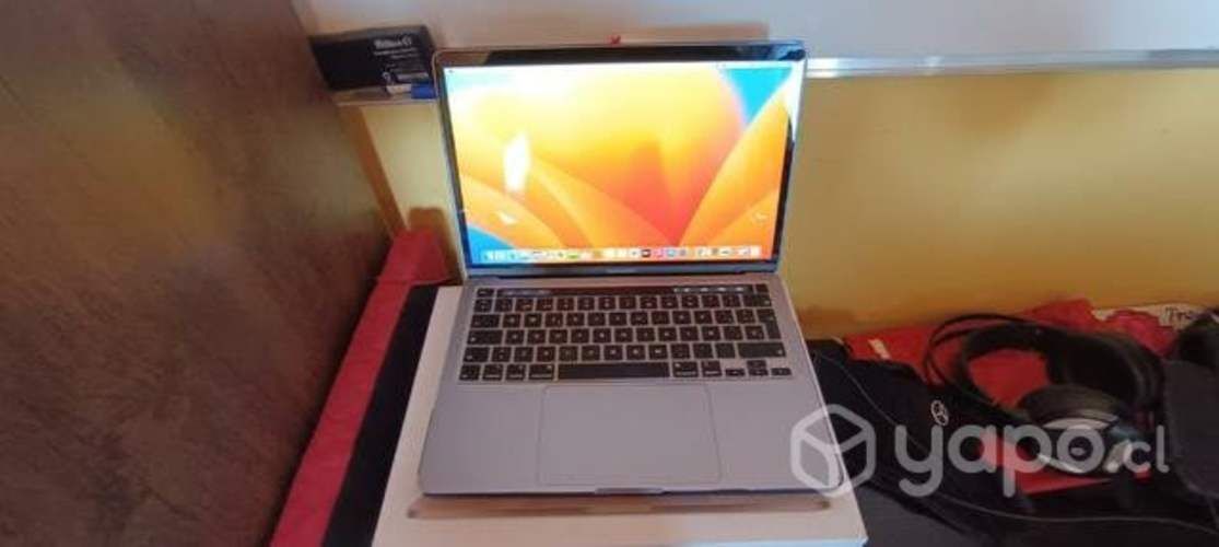 MacBook Pro 2020 chip M1 256 gb
