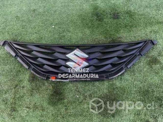 Mascara suzuki baleno