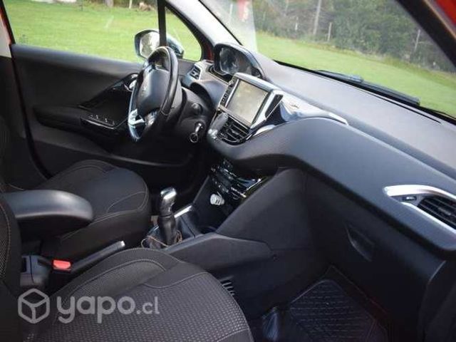 Peugeot 208 2017 allure pack 1.6 hdi