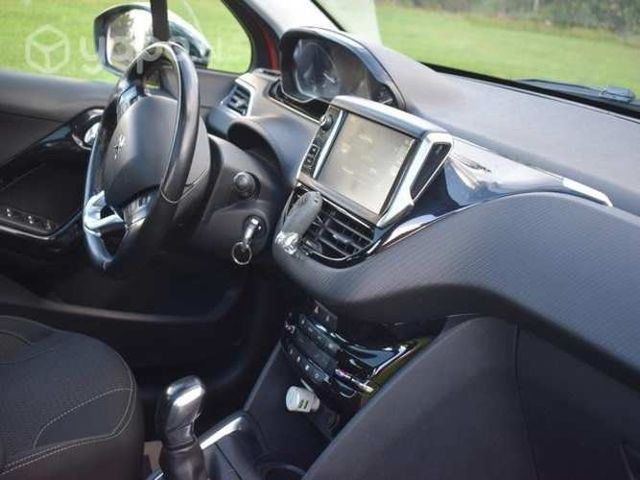 Peugeot 208 2017 allure pack 1.6 hdi