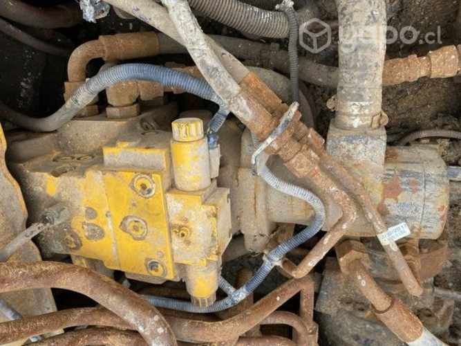 Bomba Transmicion Minicargador jcb 225