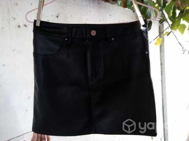 Falda Cuero