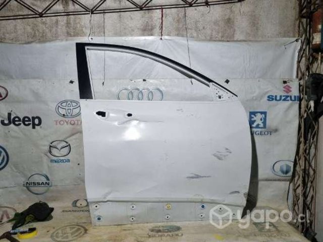 Puerta chevrolet tracker turbo 20-23