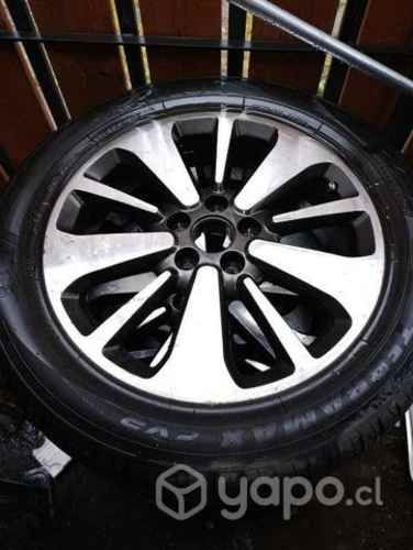 Llanta con Neumático Aro 18