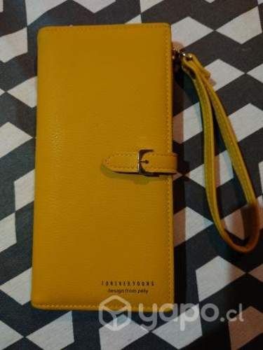 Billetera Usada Amarilla