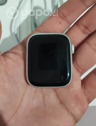 Apple watch series 8 + GPS