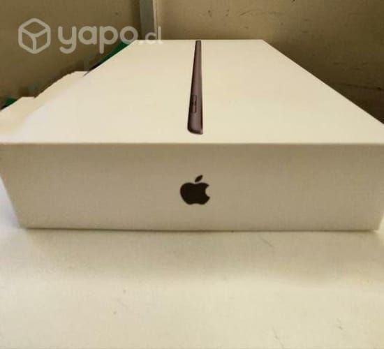 IPad octava generación con funda de regalo i